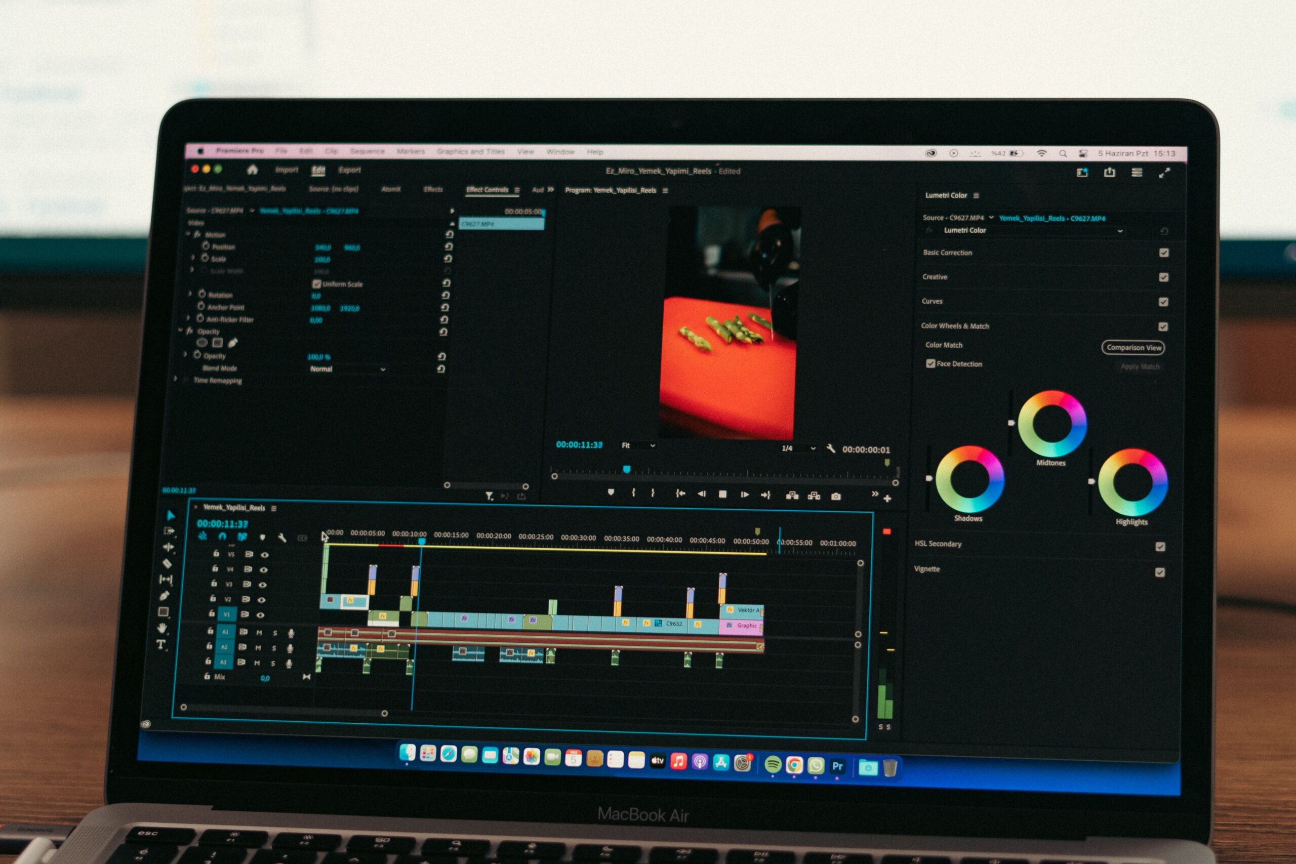 Thronix Studio Production
